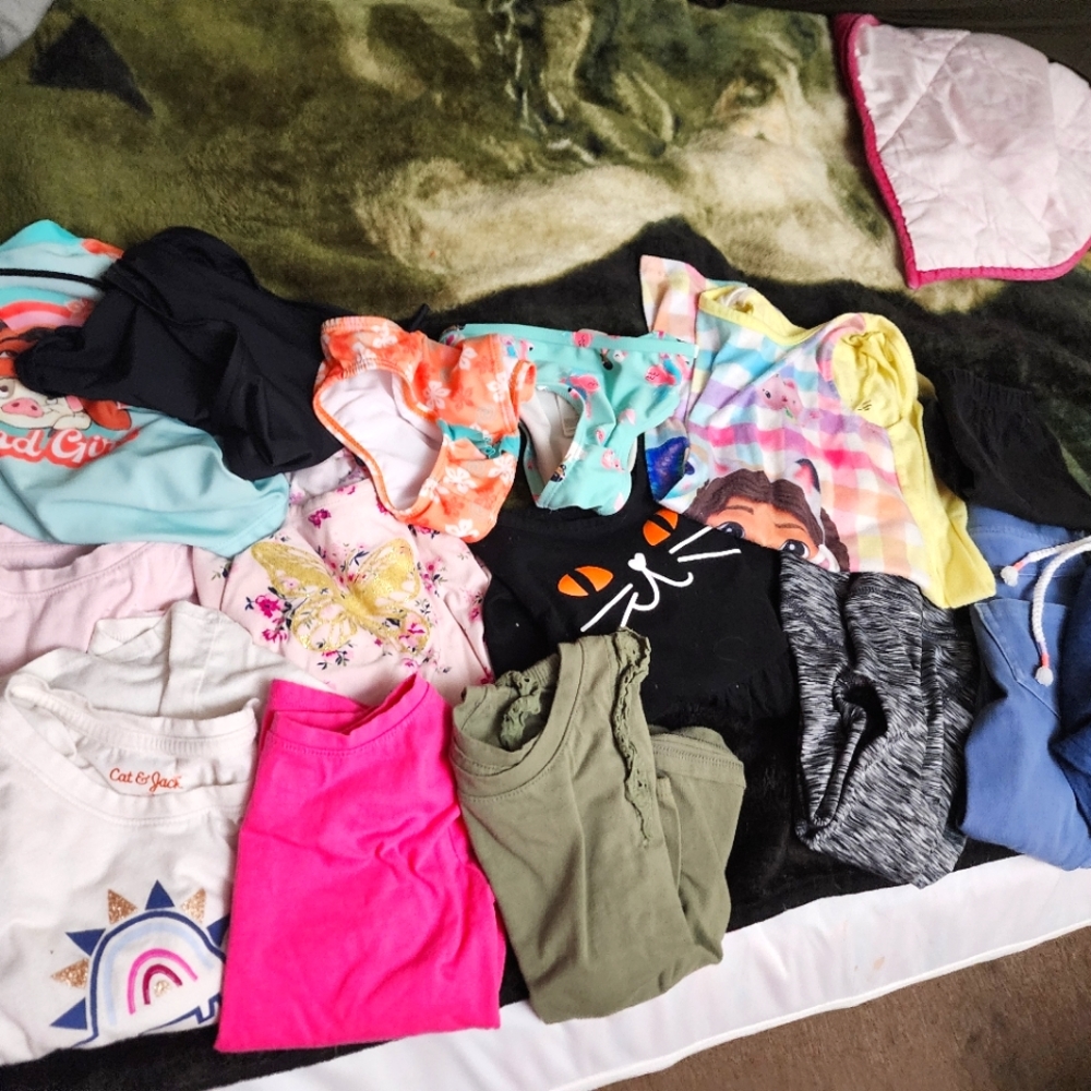 Kid clothes 4t bundle
